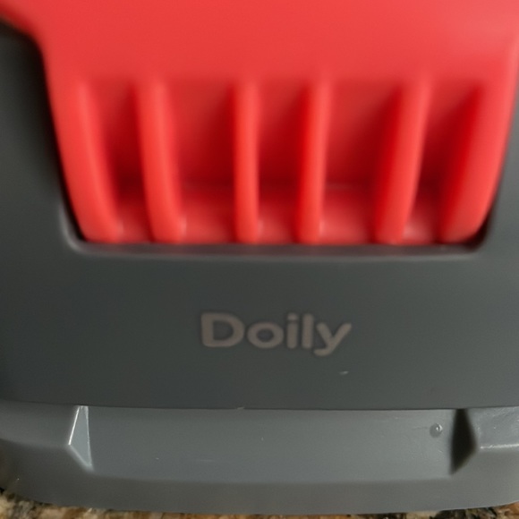 We R Doily Border Edge Paper Punch - Picture 2 of 7